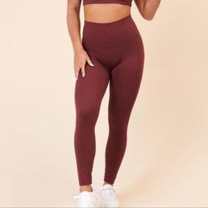 Paragon High Rise Vanilla Legging